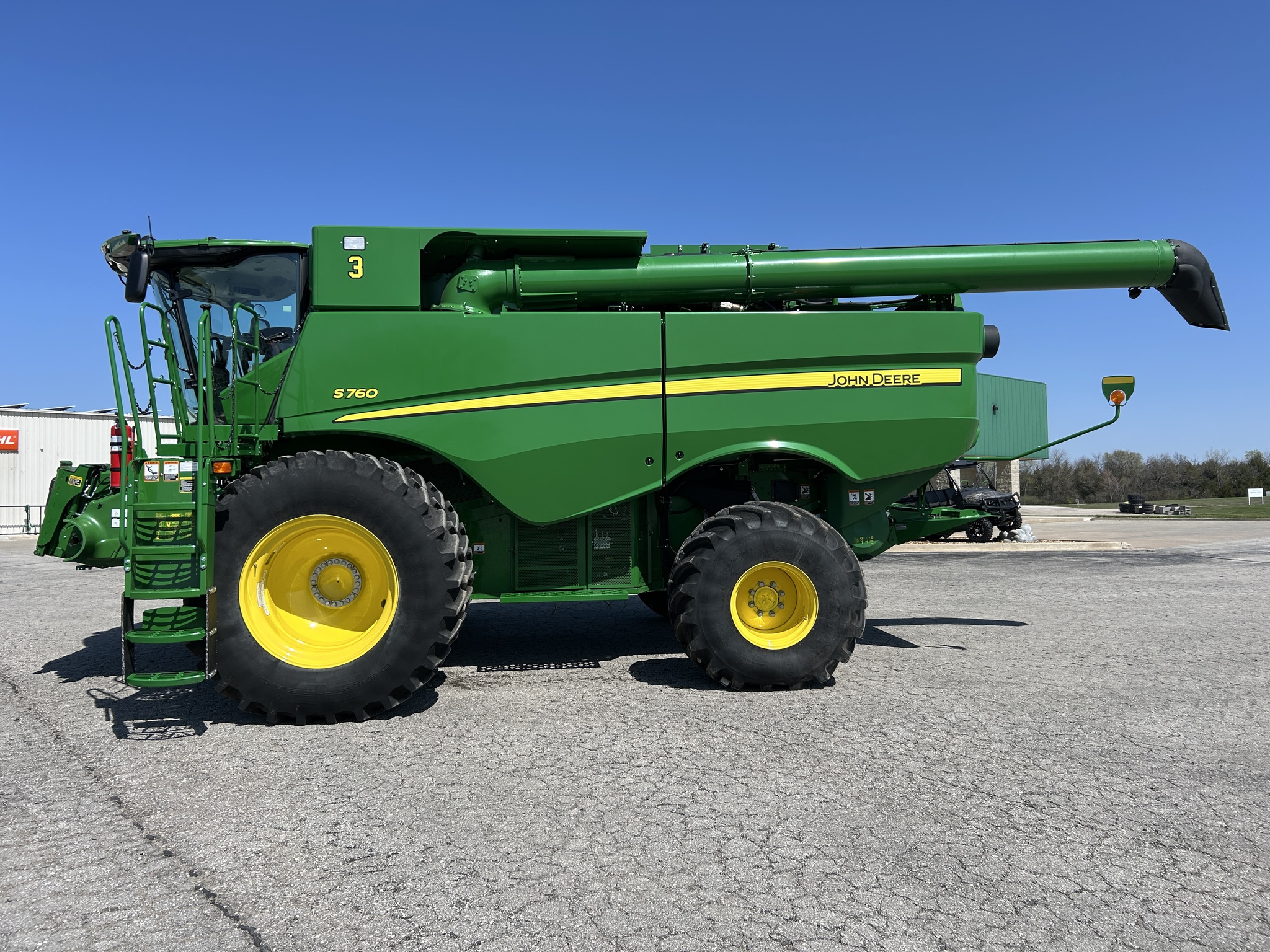  2023 John Deere S760 at Heritage Tractor in Clinton, MO
