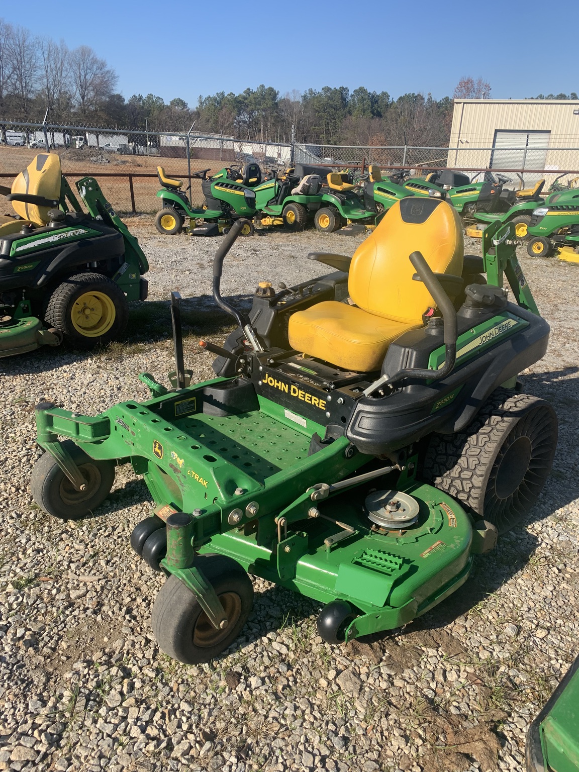 2022 John Deere Z930M Image 3