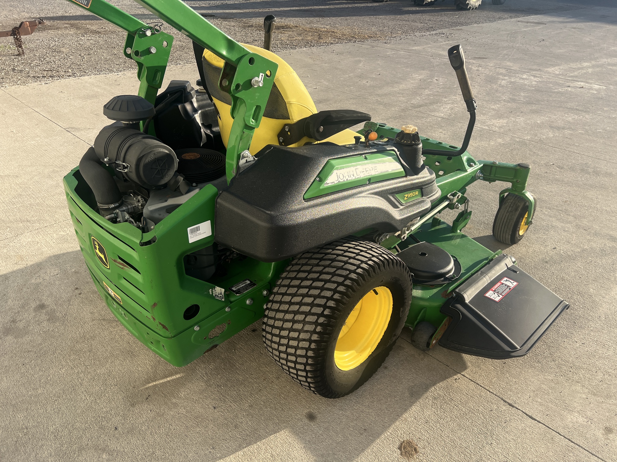 2015 John Deere Z950R Image 5