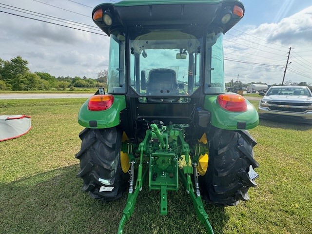 2024 John Deere 5075E Image 4