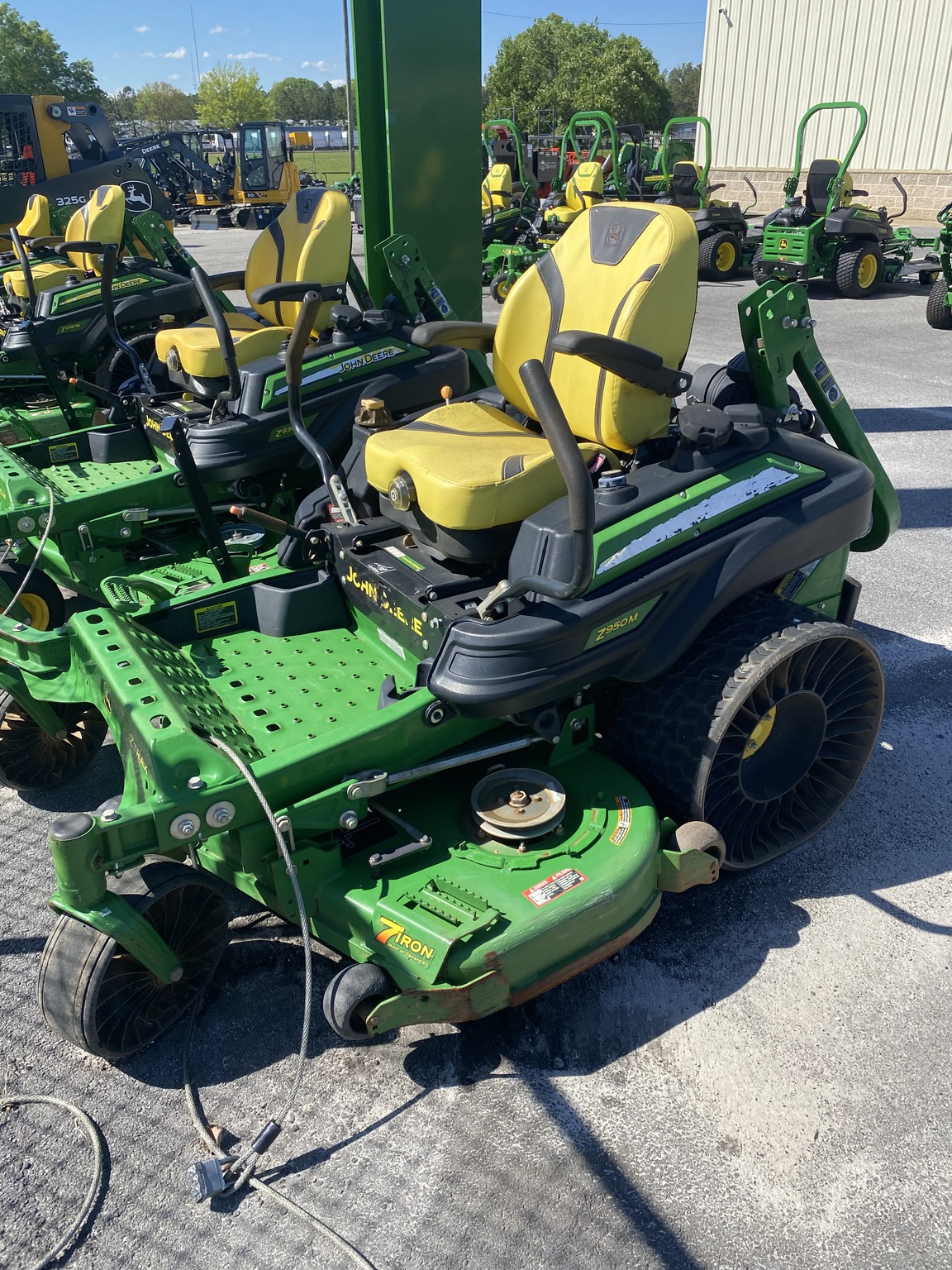 2019 John Deere Z950M Image 1