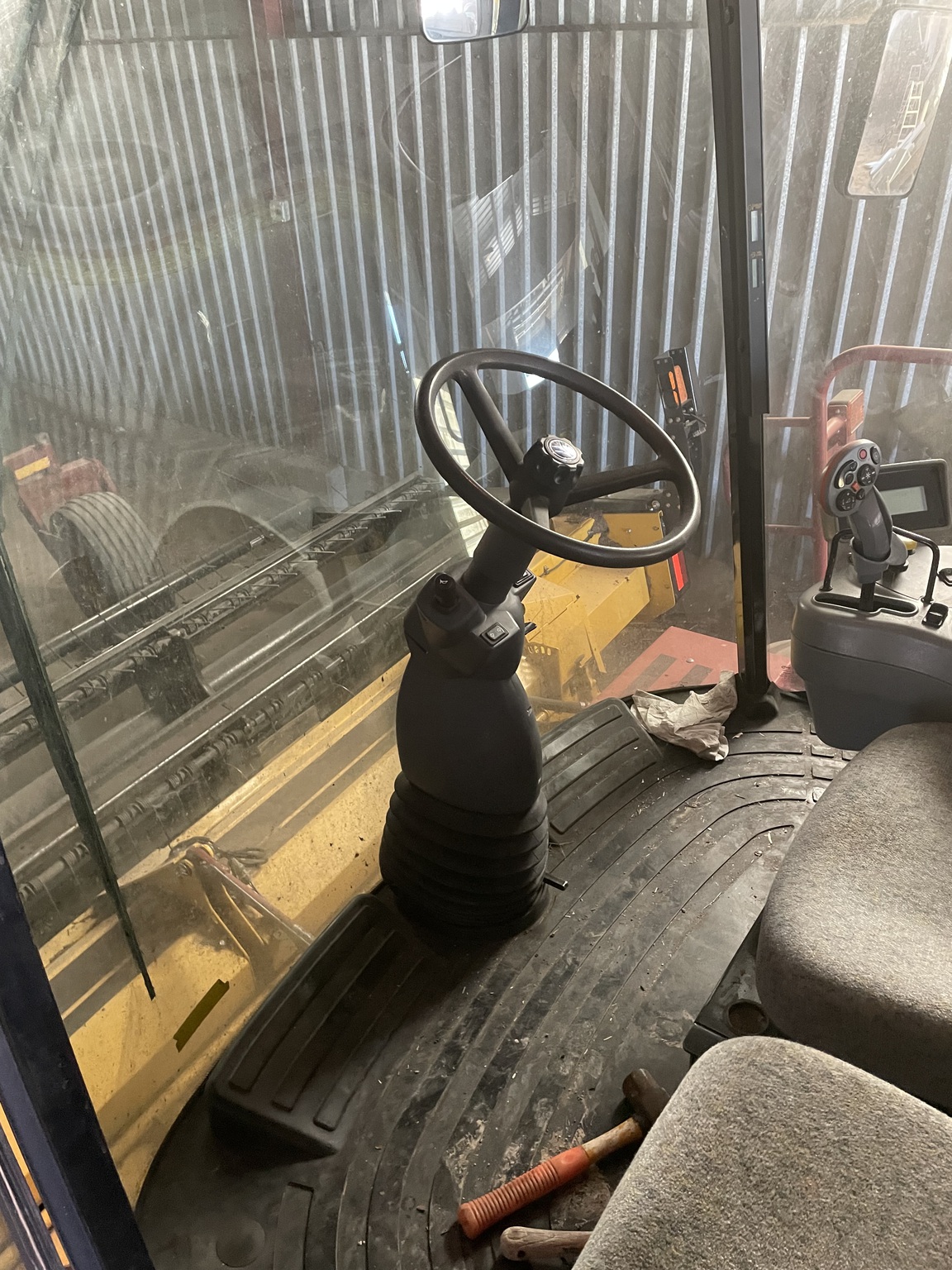 2000 New Holland HW320 Image 4