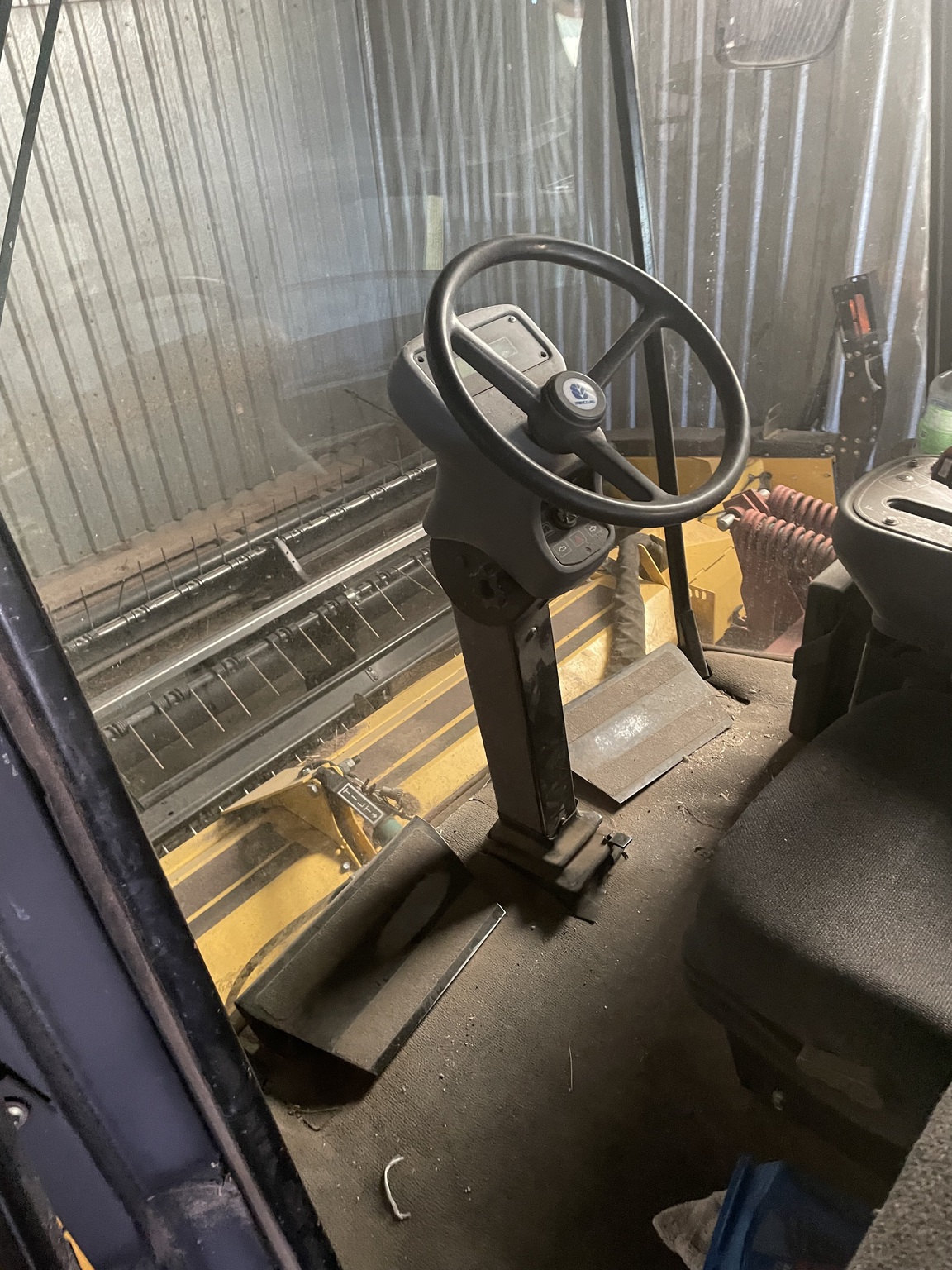2000 New Holland HW320 Image 2
