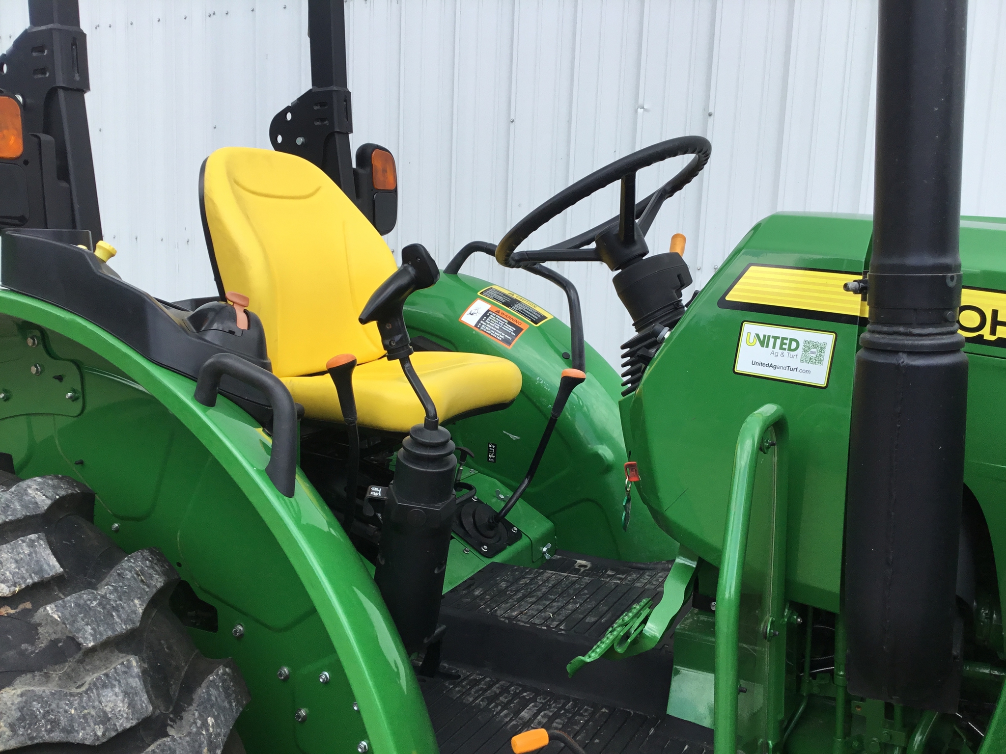 2022 John Deere 5065E Image 26
