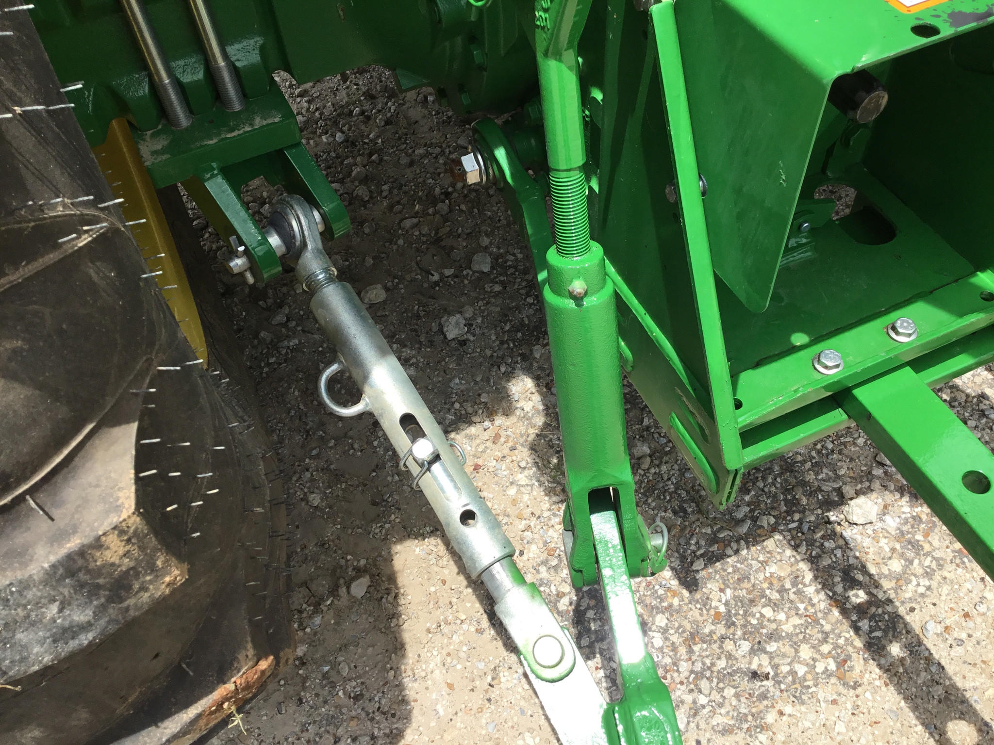 2022 John Deere 5065E Image 29