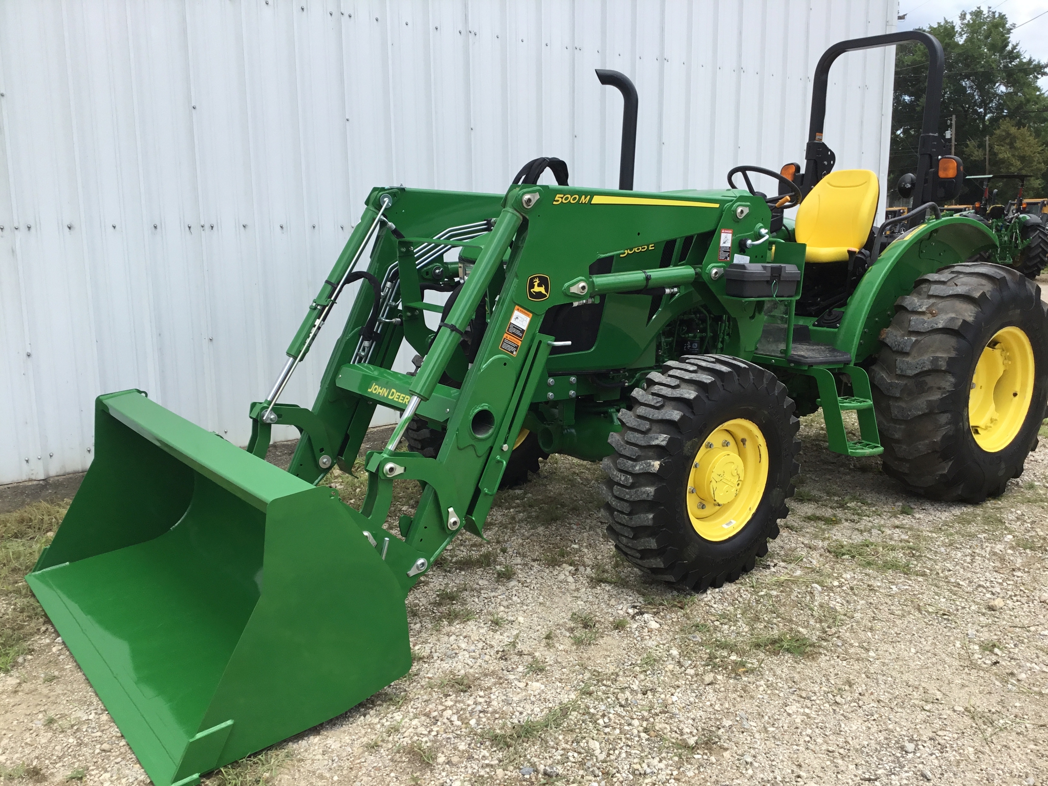2022 John Deere 5065E Image 2