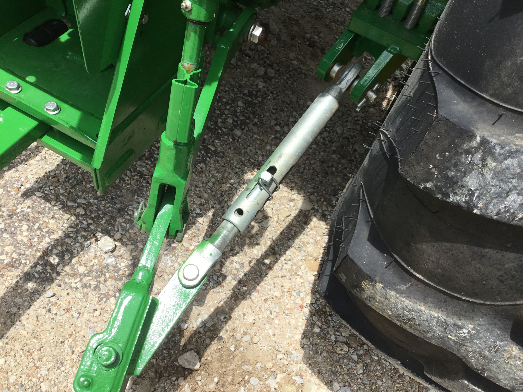 2022 John Deere 5065E Image 31