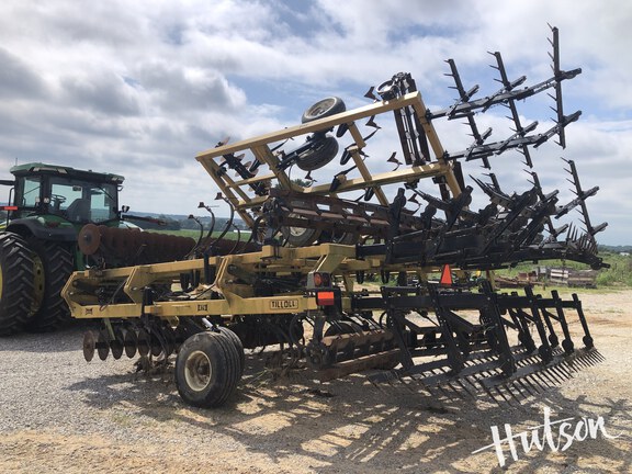 Photo of 2008 Landoll 876-40-C