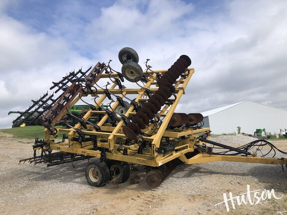 Photo of 2008 Landoll 876-40-C