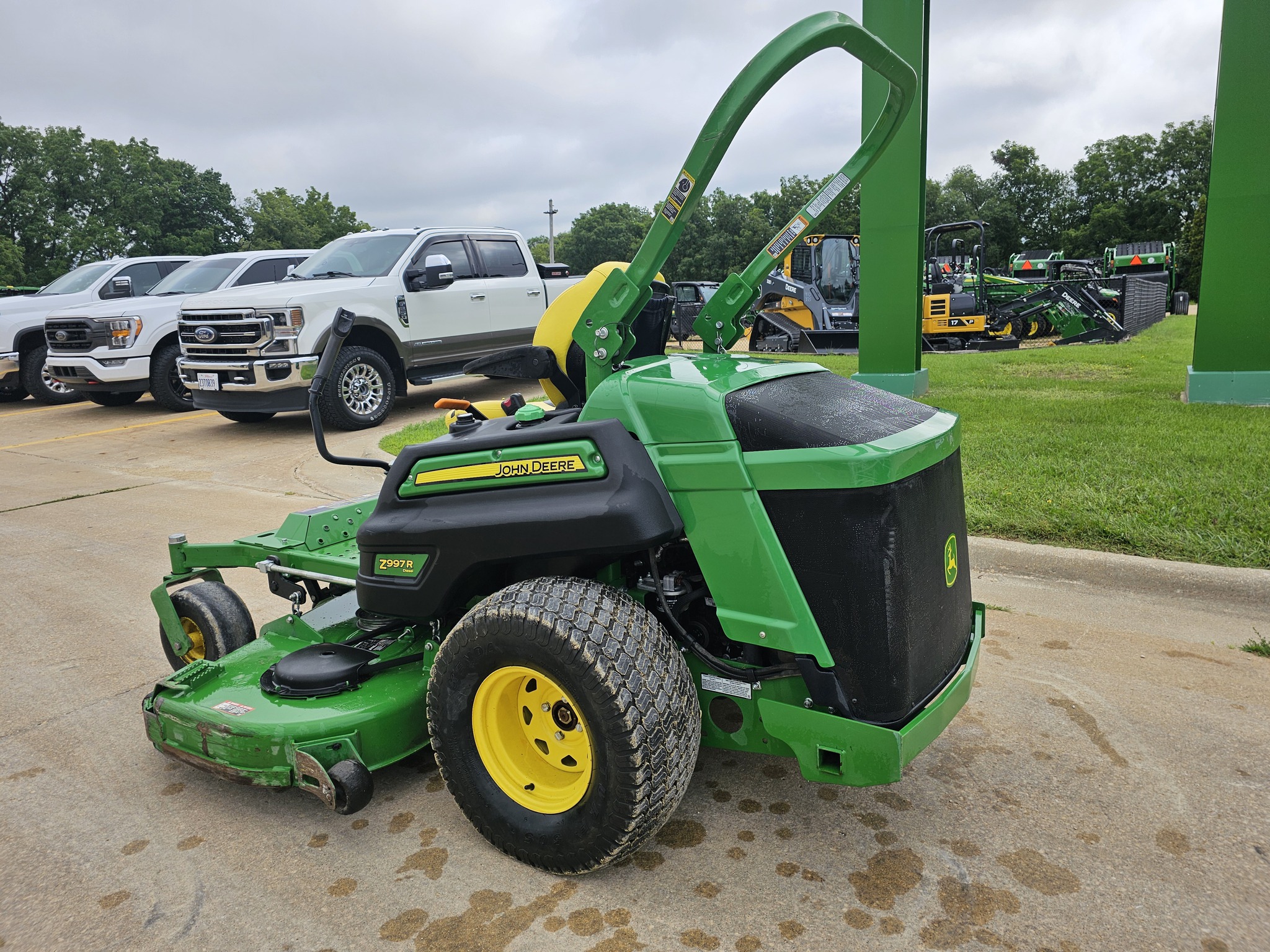  2018 John Deere Z997R at Heritage Tractor in Freeport, IL