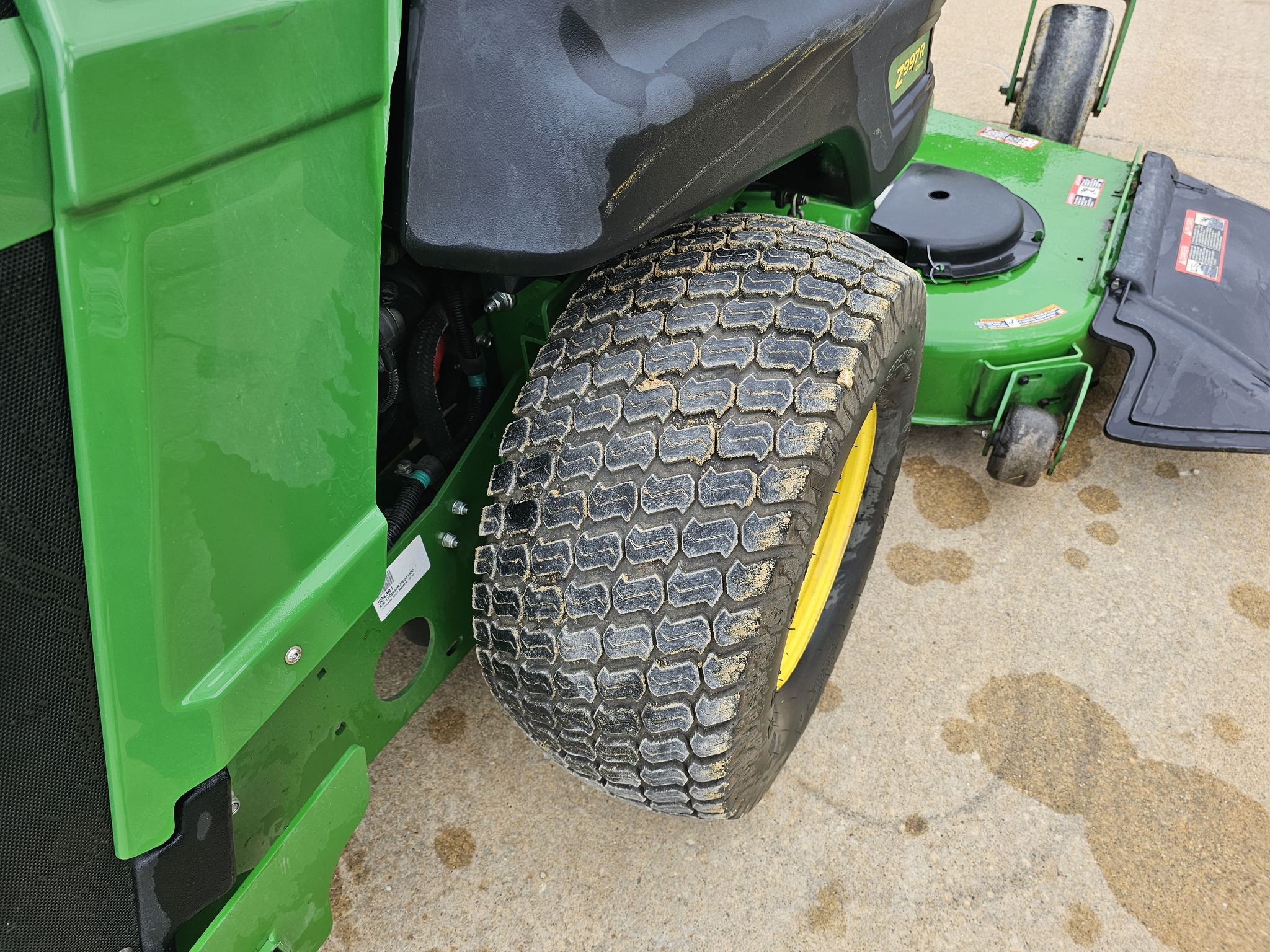  2018 John Deere Z997R at Heritage Tractor in Freeport, IL