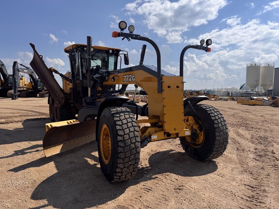 Photo of a 2016 John Deere 772G