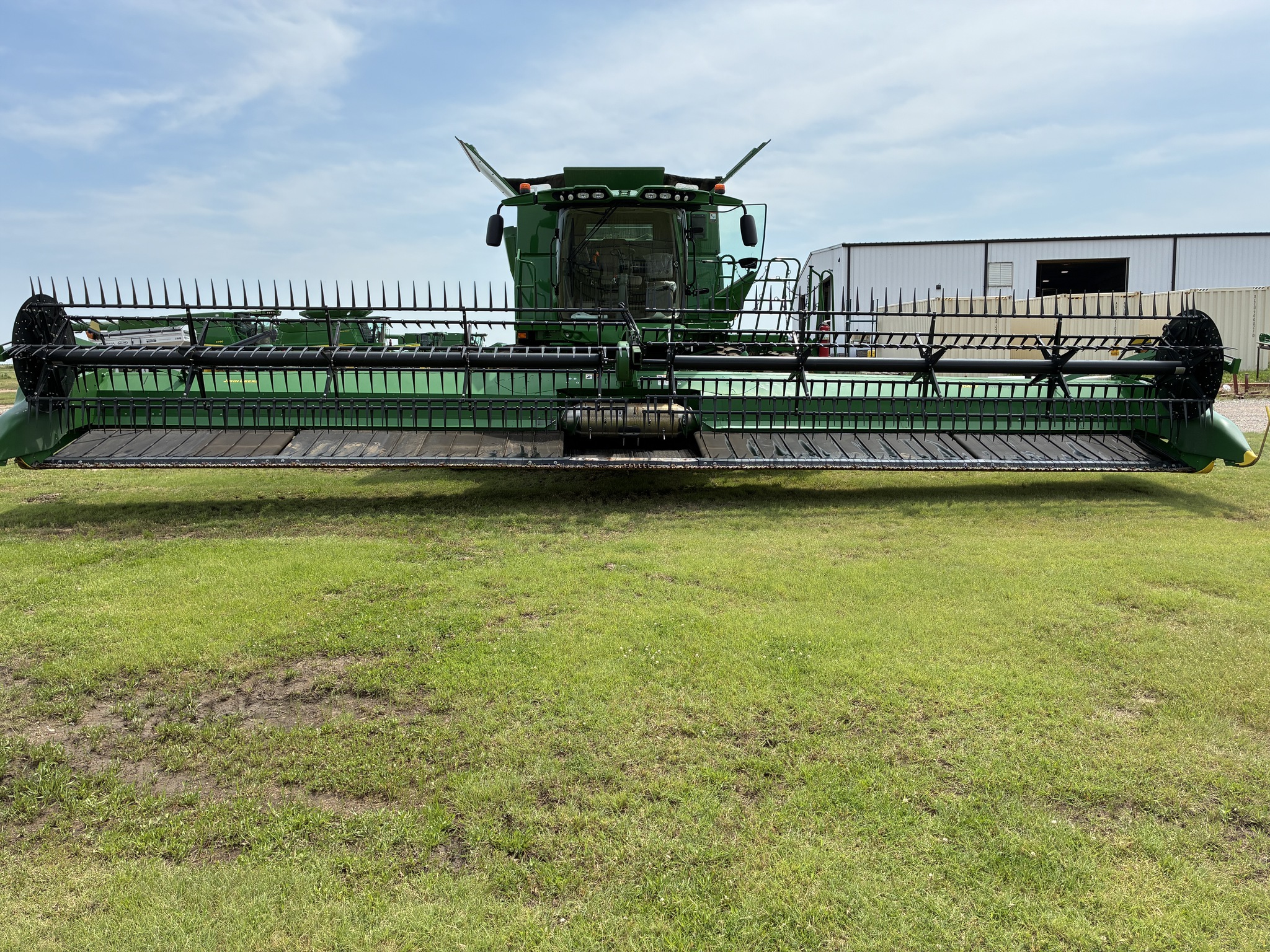 2021 John Deere RD40F Image 9