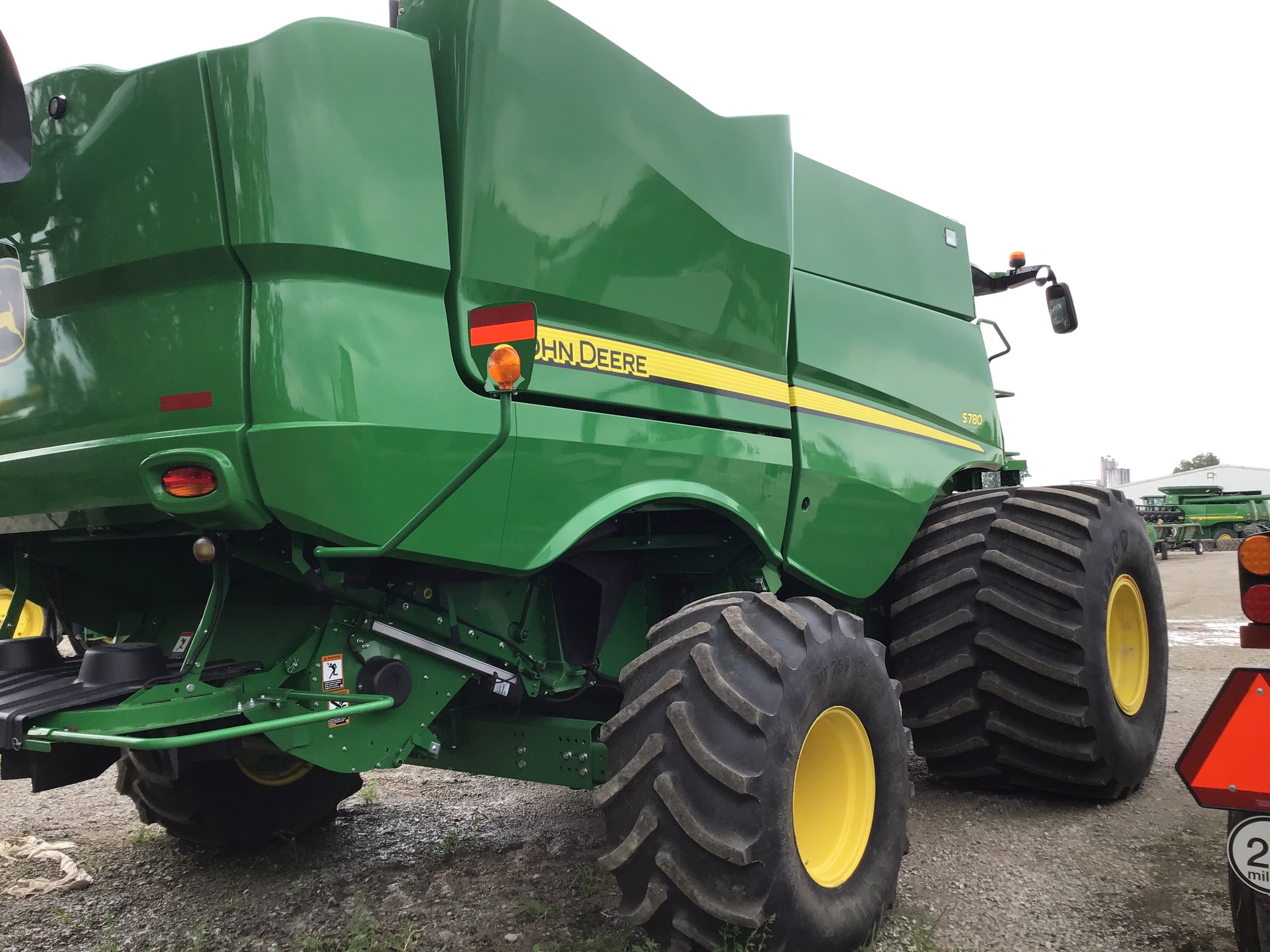 2019 John Deere S780 Image 6