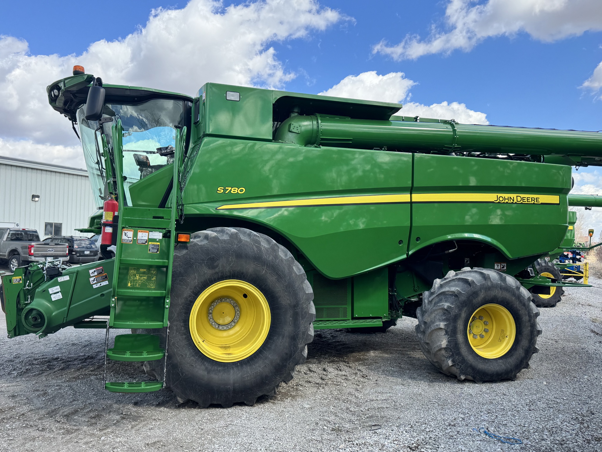 2019 John Deere S780 Image 16