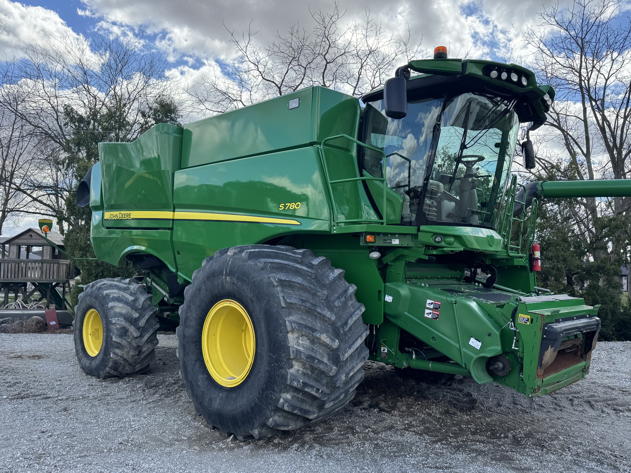 2019 John Deere S780 Image 2