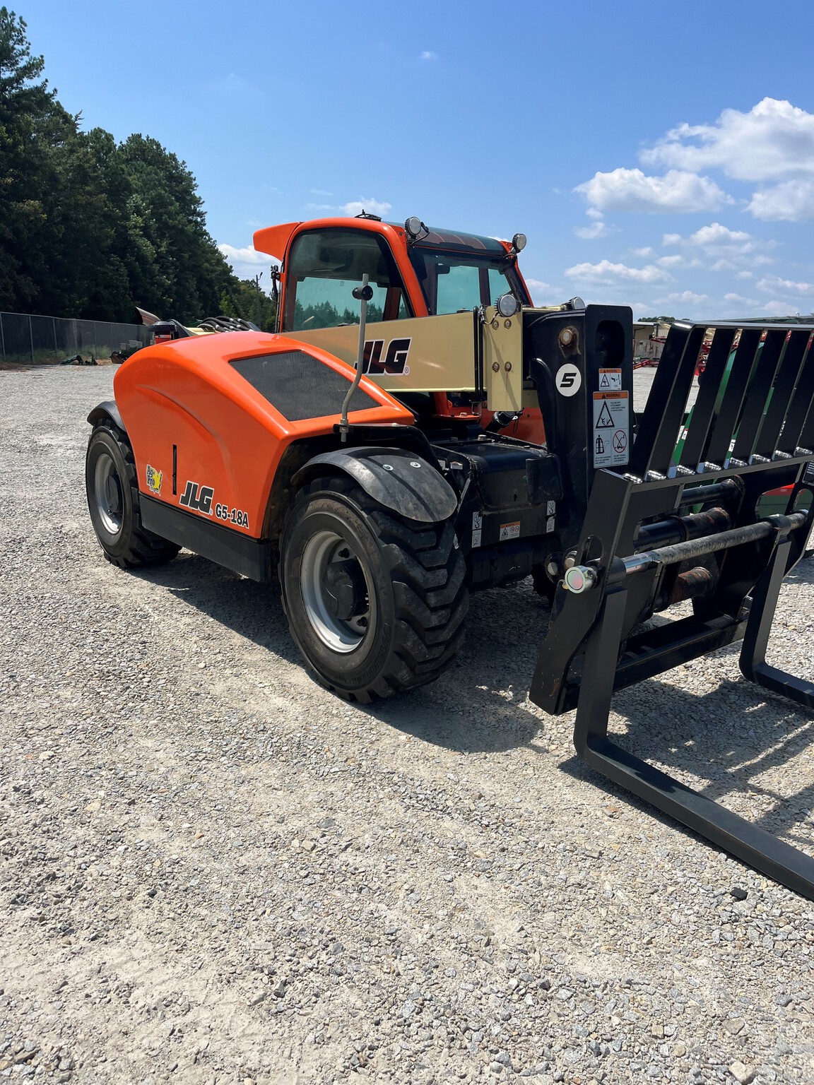 2023 JLG G5-18 Image 3