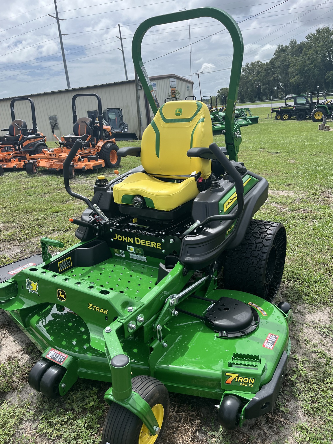 2025 John Deere Z960M Image 1
