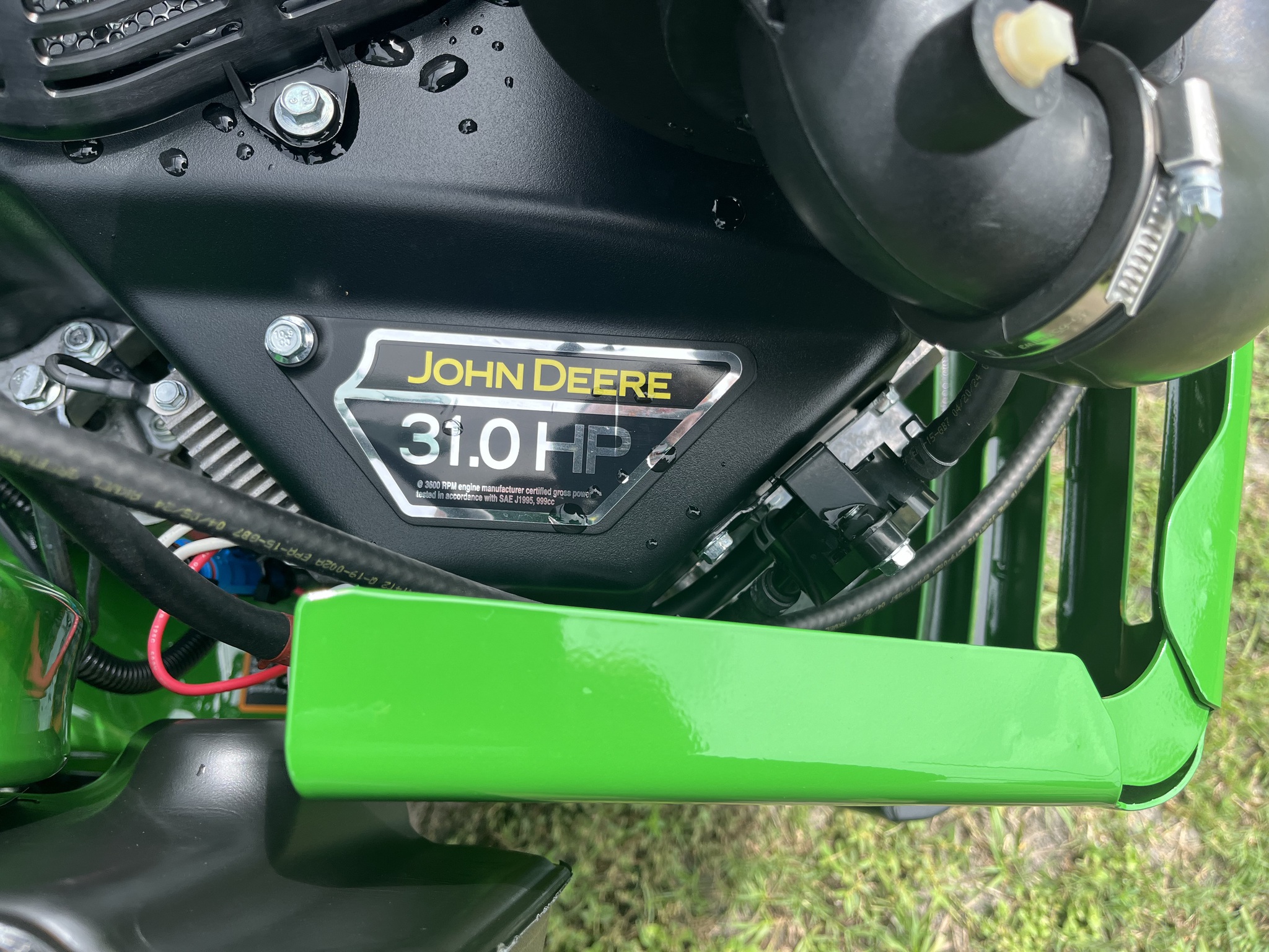 2025 John Deere Z960M Image 5