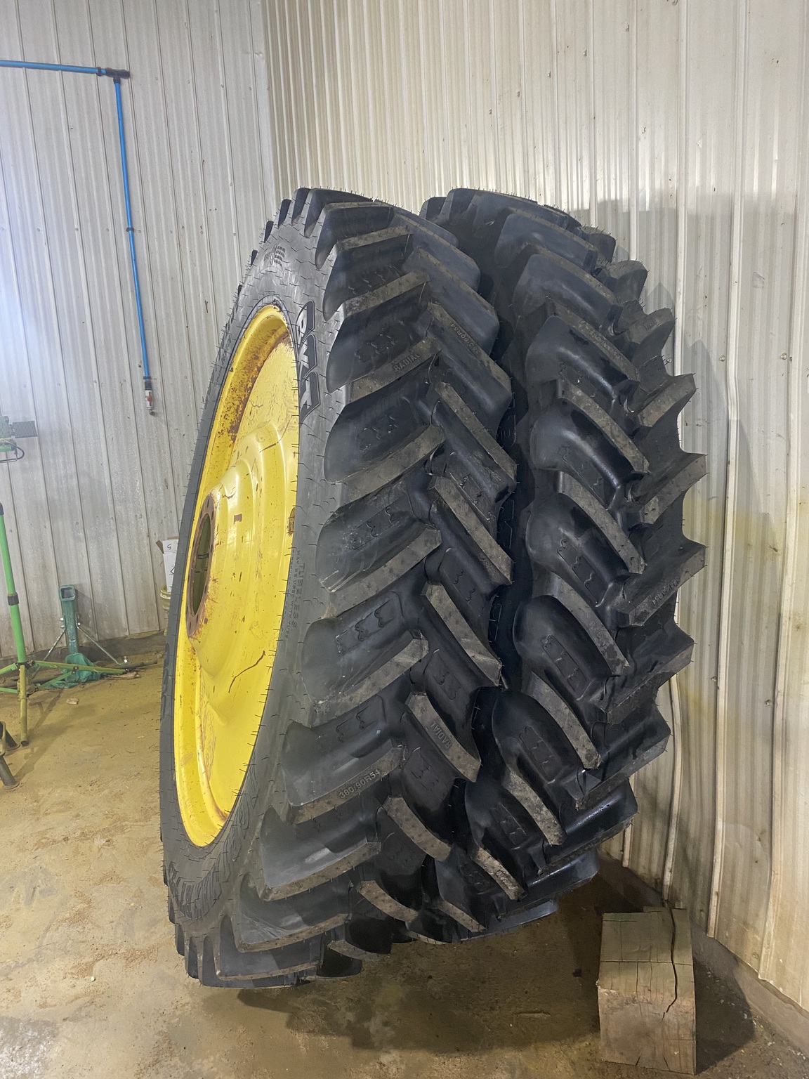 2016 John Deere 6195R Image 21