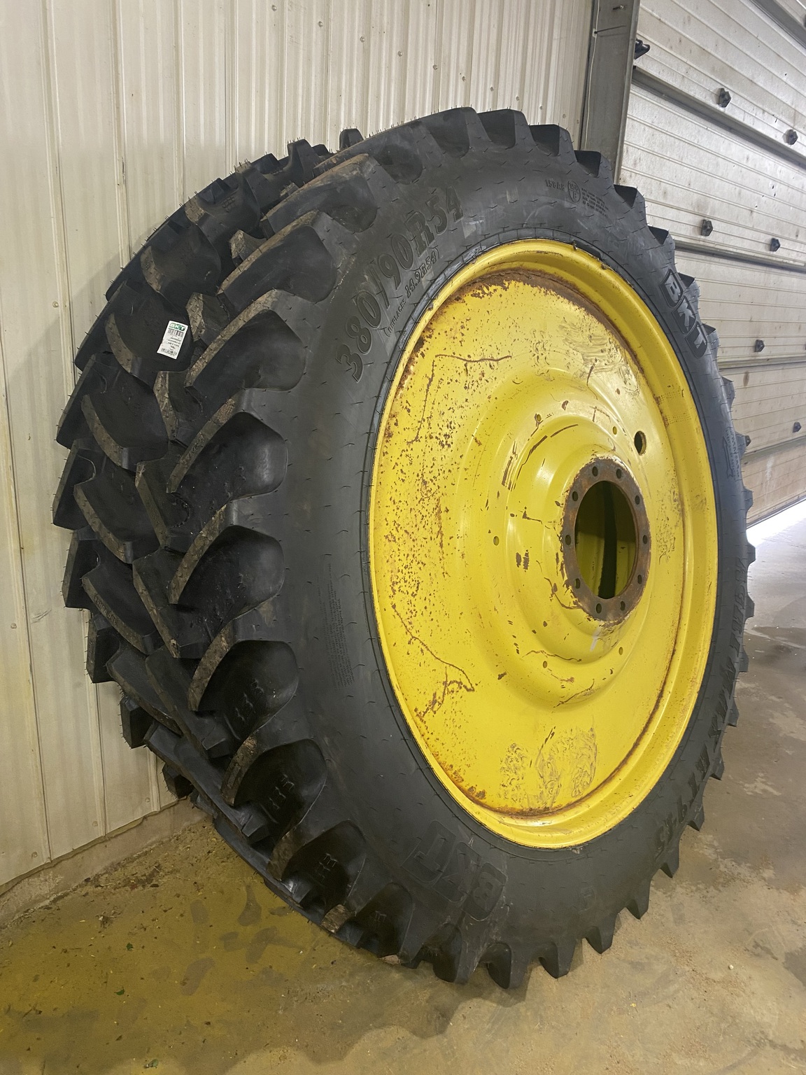 2016 John Deere 6195R Image 23