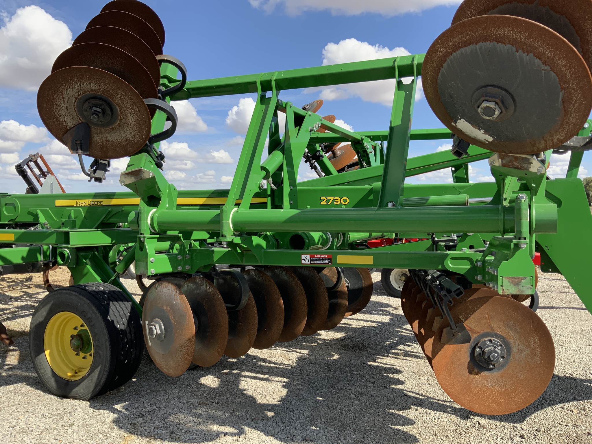 2015 John Deere 2730 Image 9