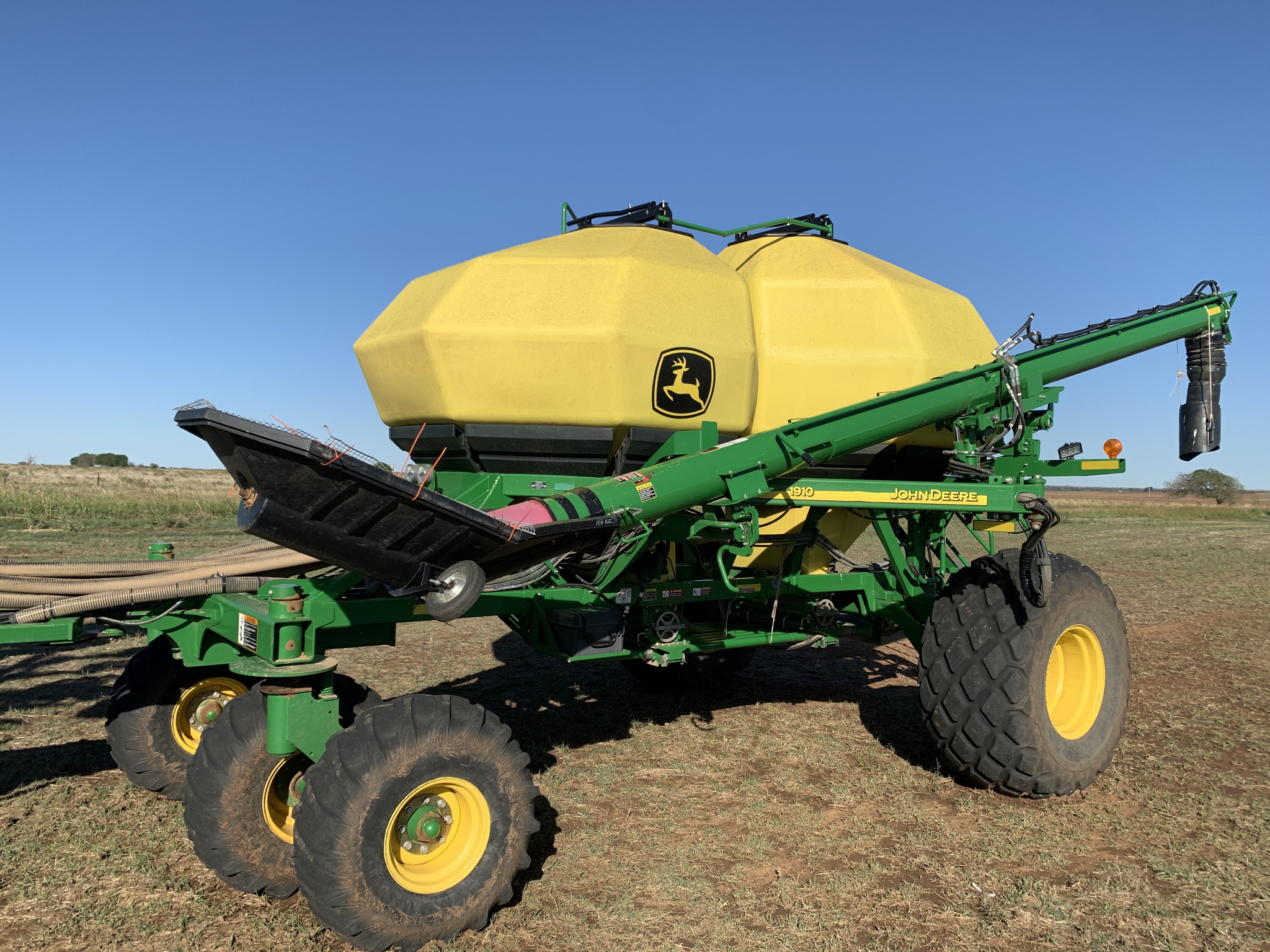 2015 John Deere 1890 Image 4