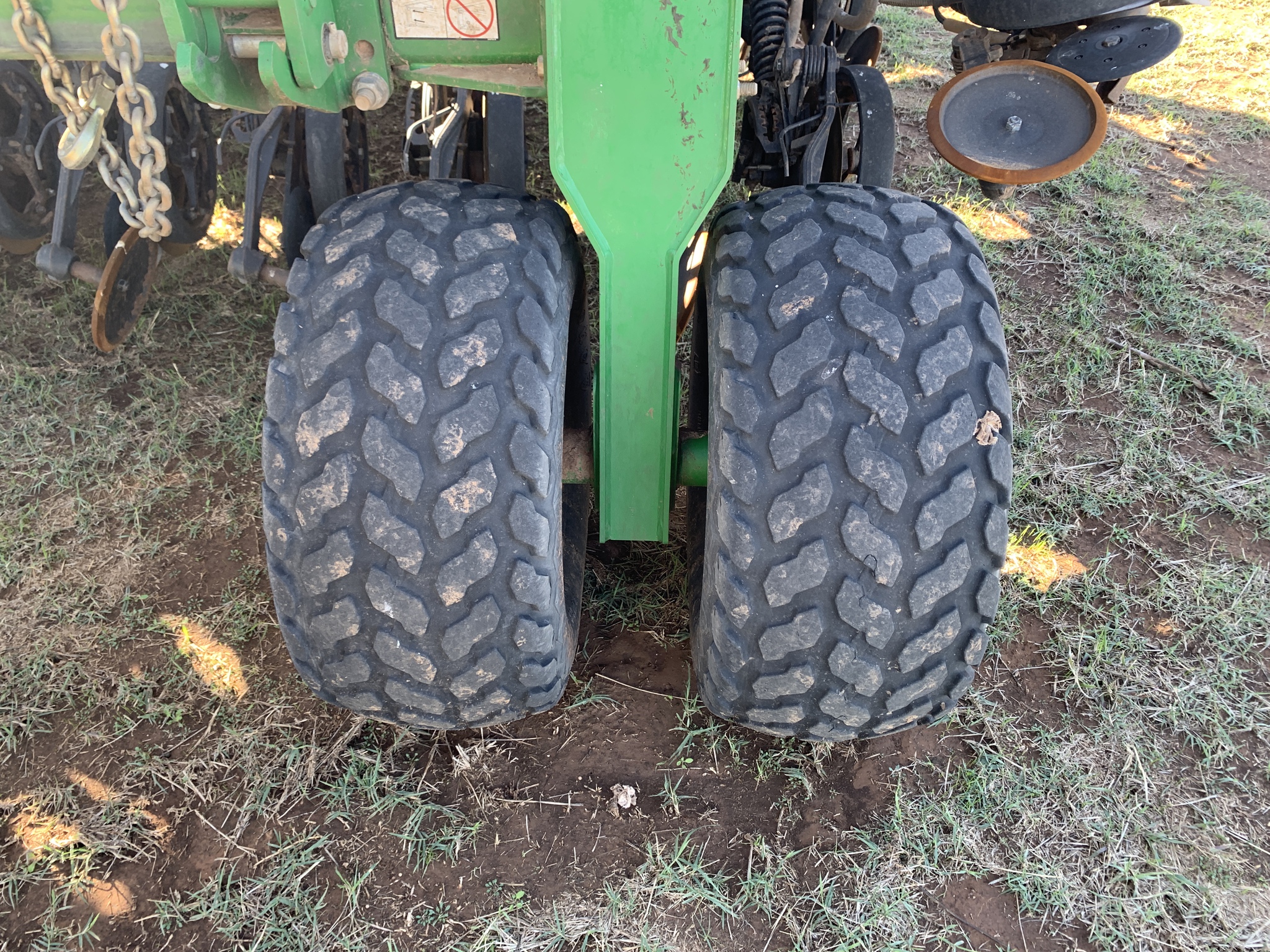 2015 John Deere 1890 Image 22