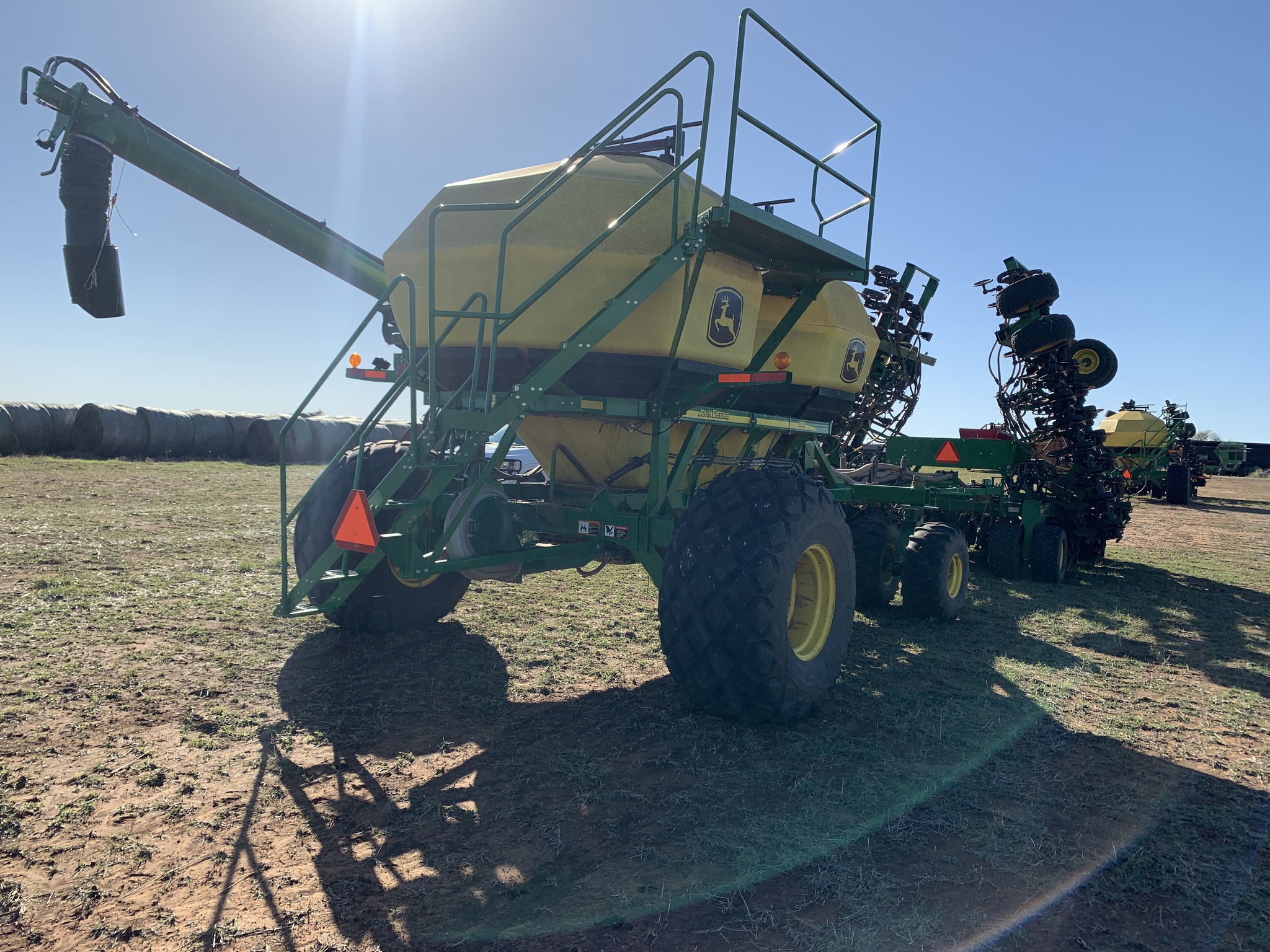 2015 John Deere 1890 Image 8