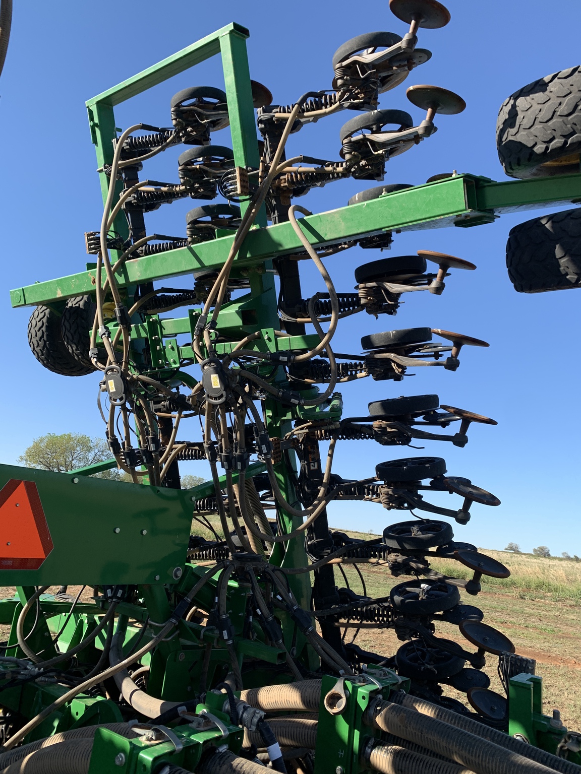 2015 John Deere 1890 Image 29