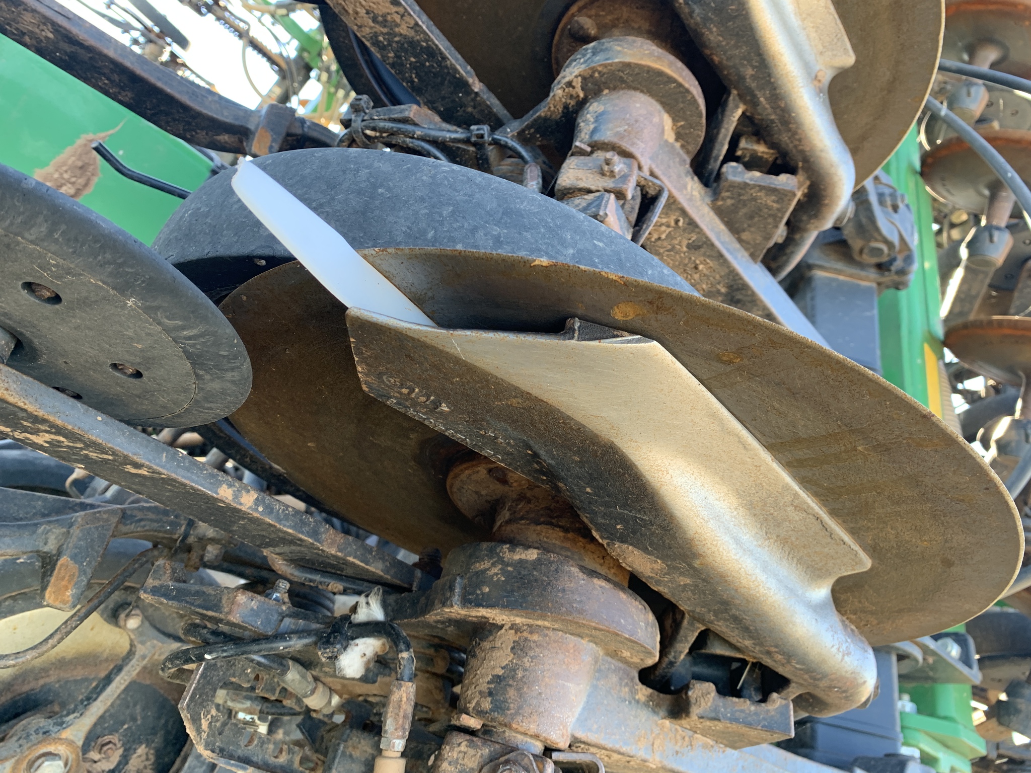 2015 John Deere 1890 Image 39