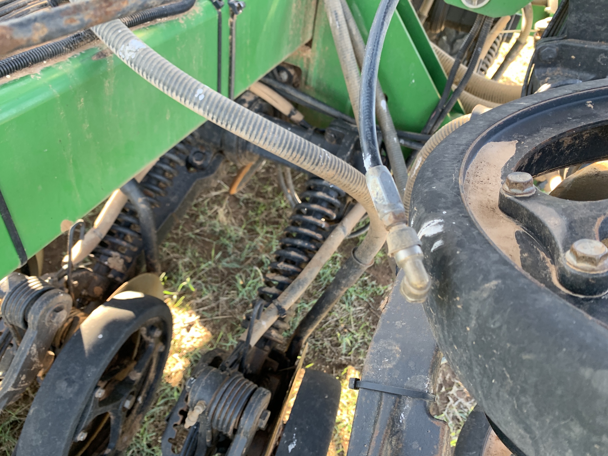 2015 John Deere 1890 Image 44