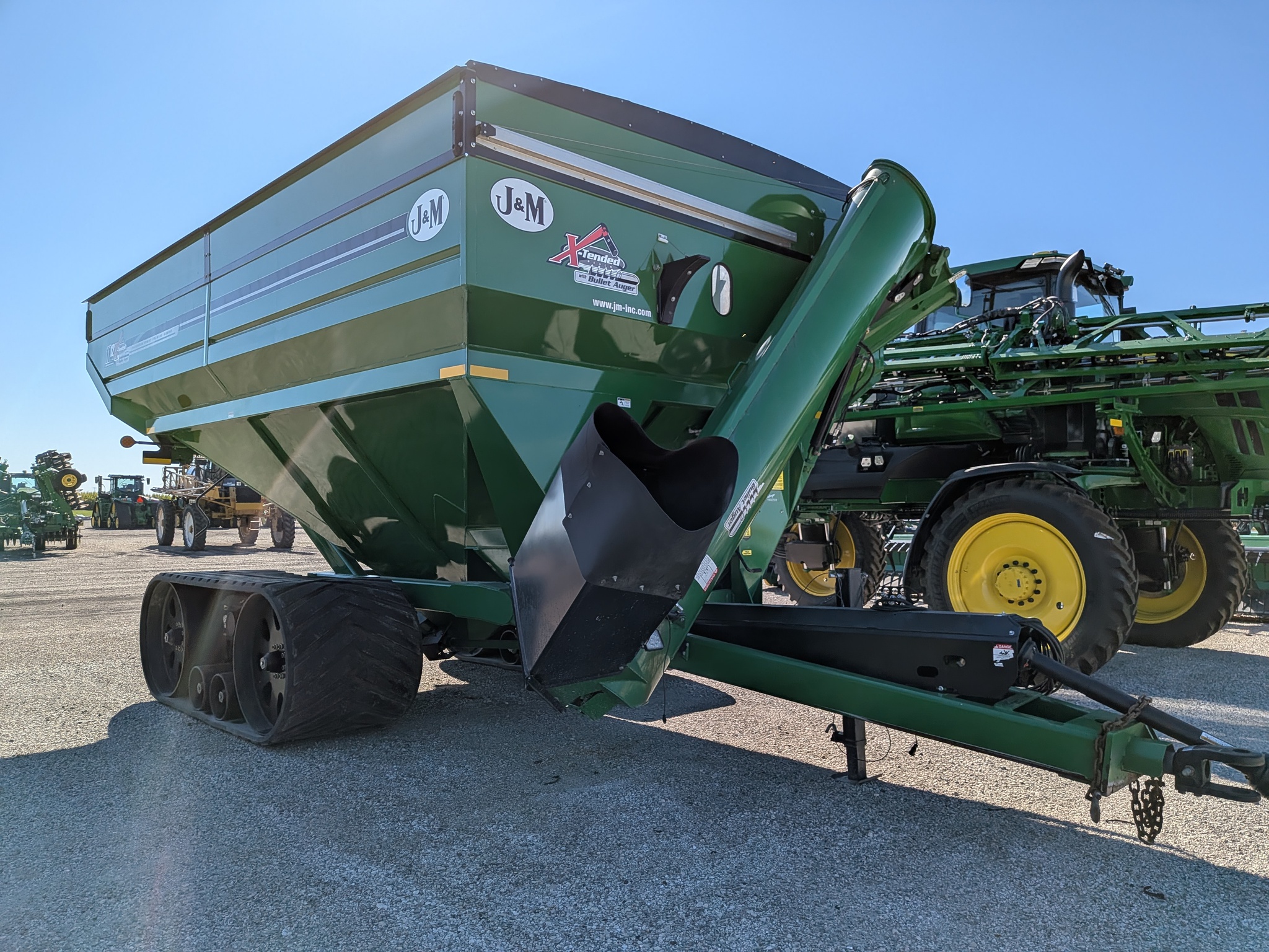  2018 J&M 1112 at Heritage Tractor in Roanoke, IL