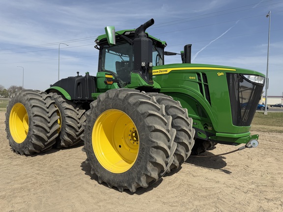 John Deere 9R 640
