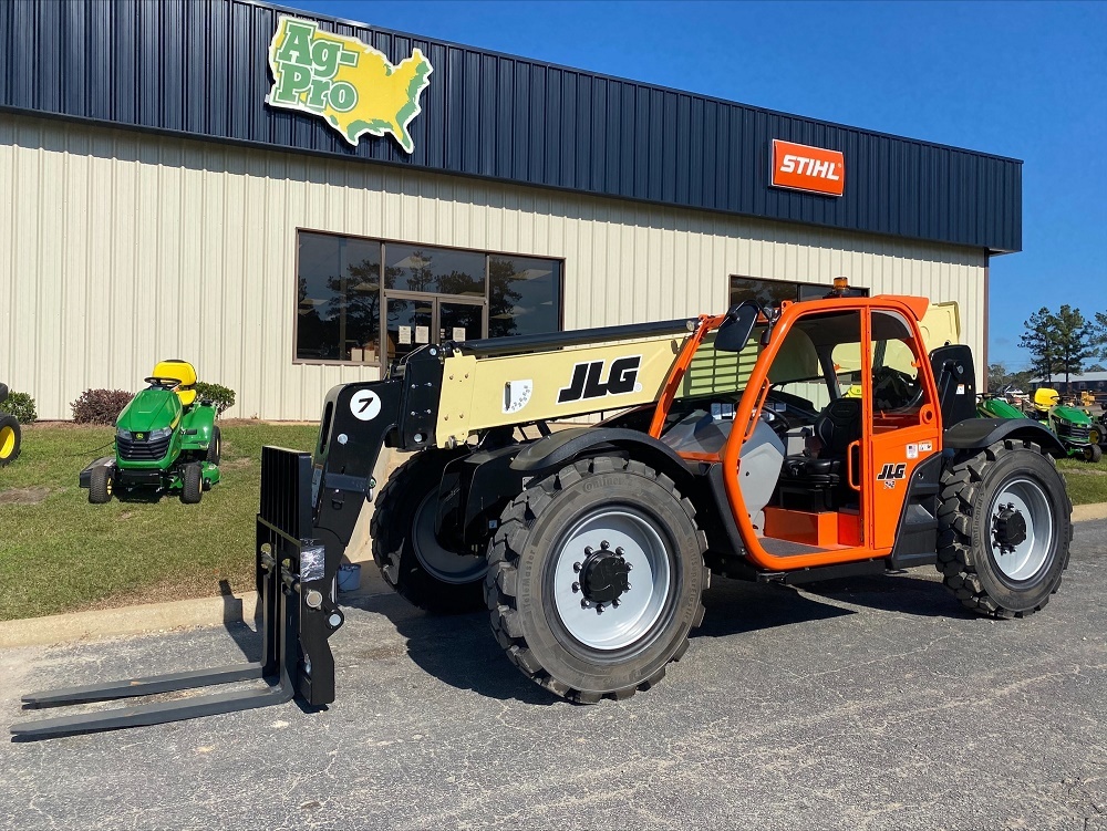 2025 JLG 742 Image 1