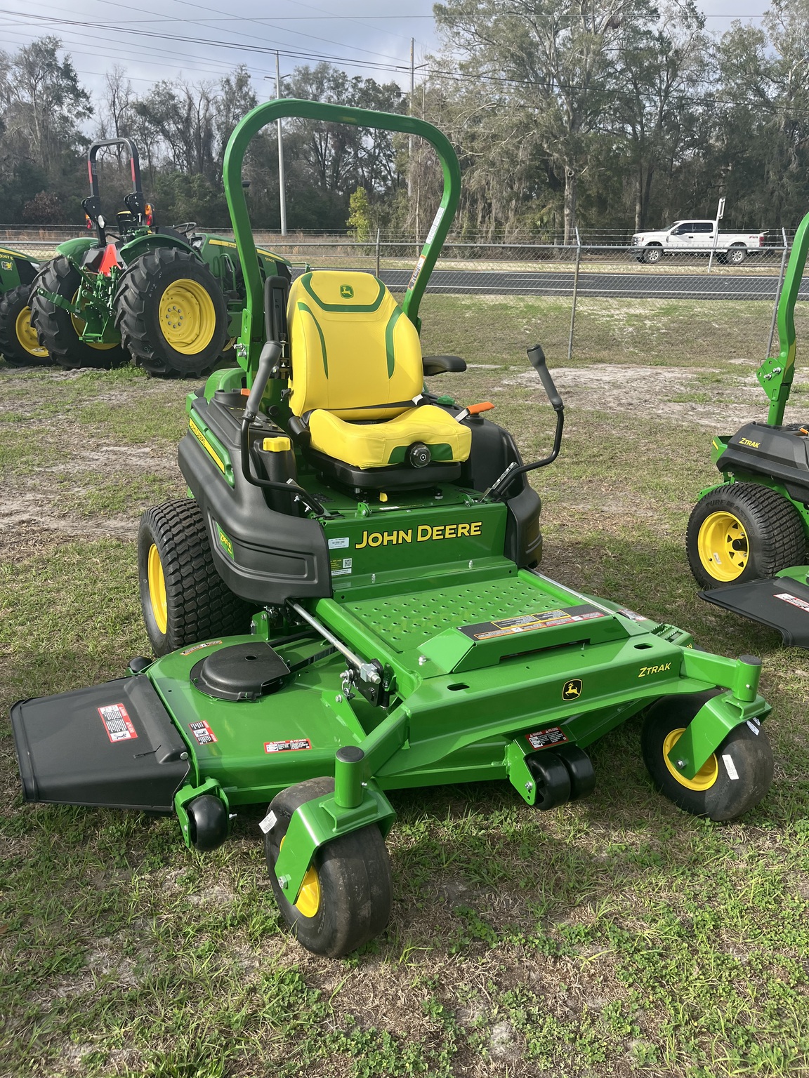 2025 John Deere Z997R Image 2
