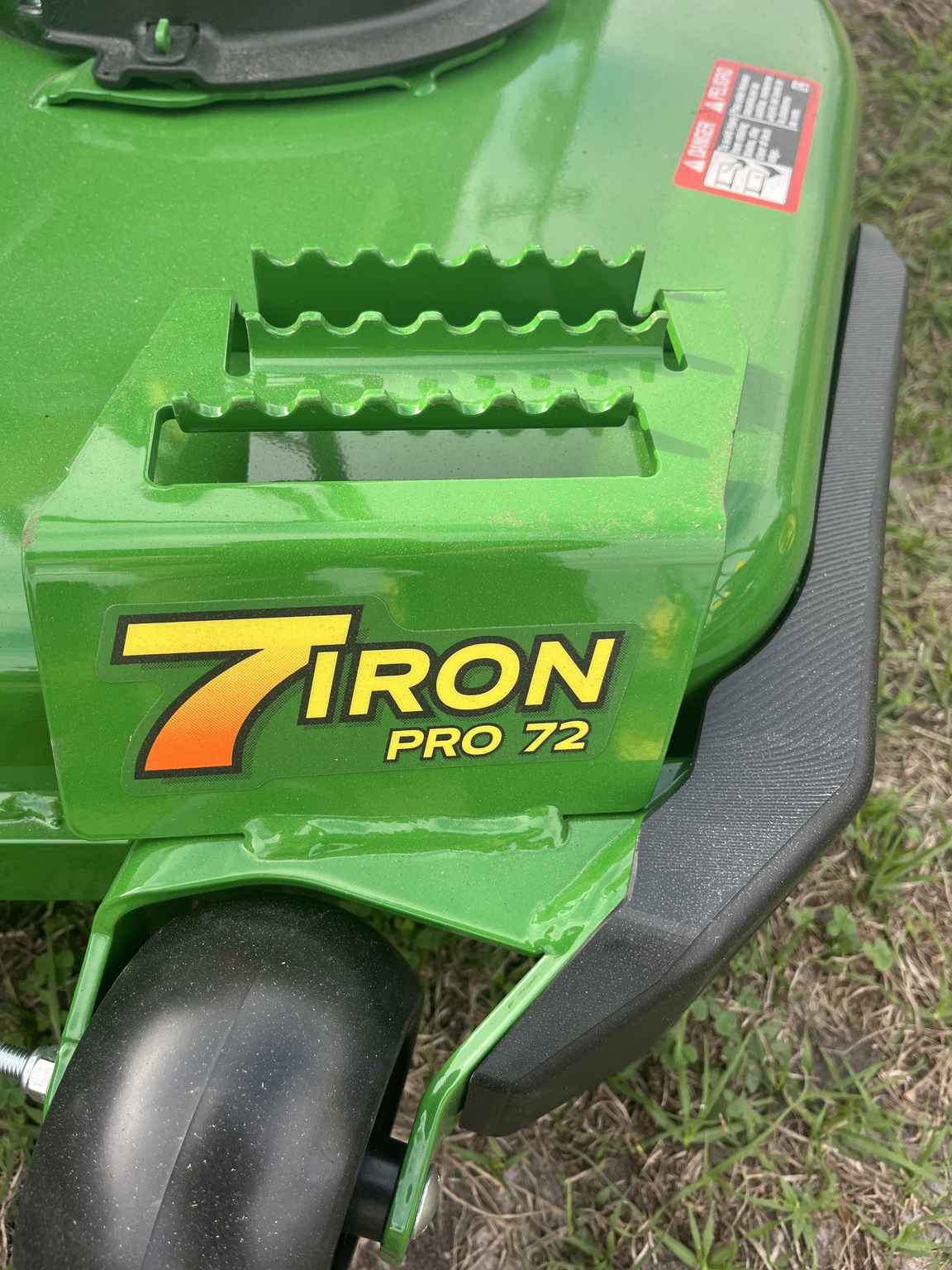 2025 John Deere Z997R Image 3