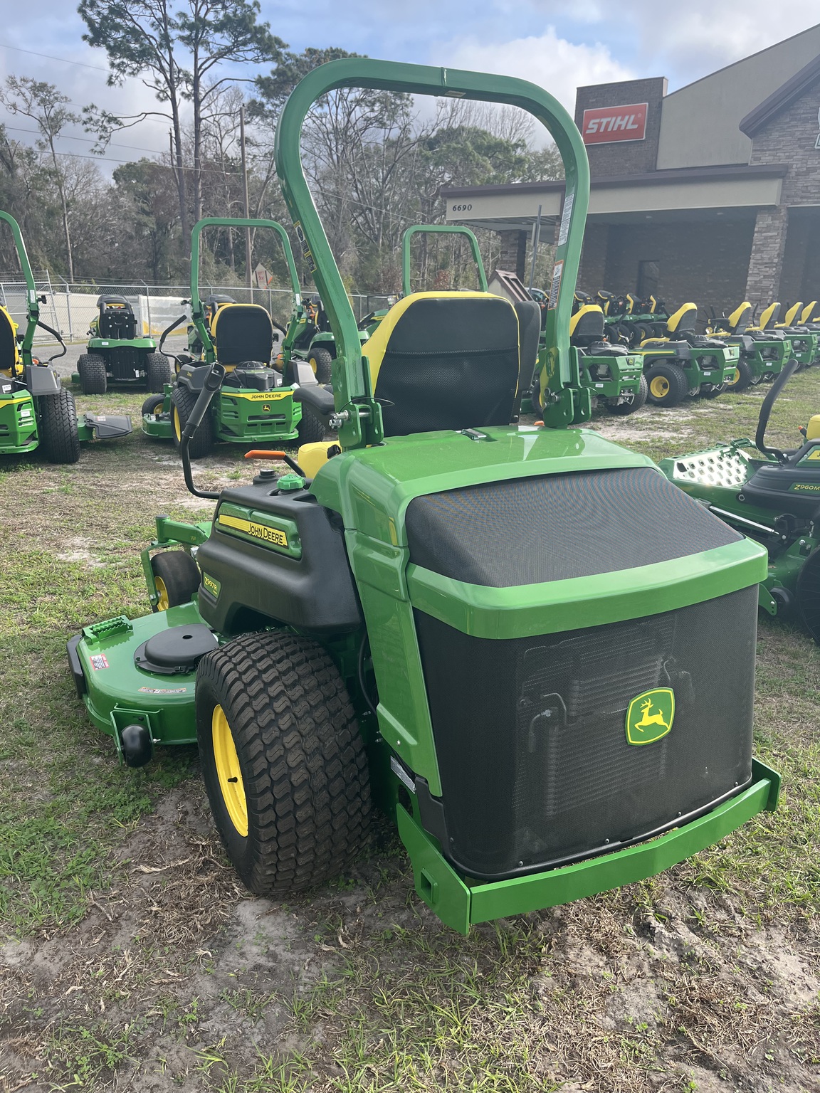 2025 John Deere Z997R Image 4