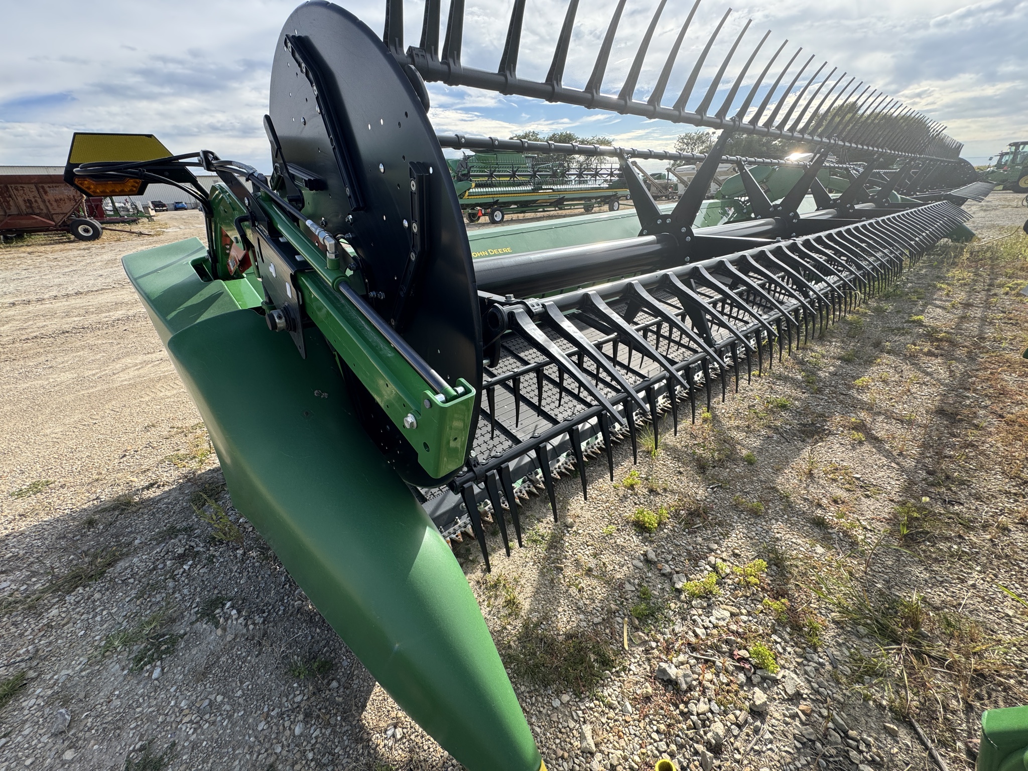  2023 John Deere RD40F at Heritage Tractor in Mendota, IL