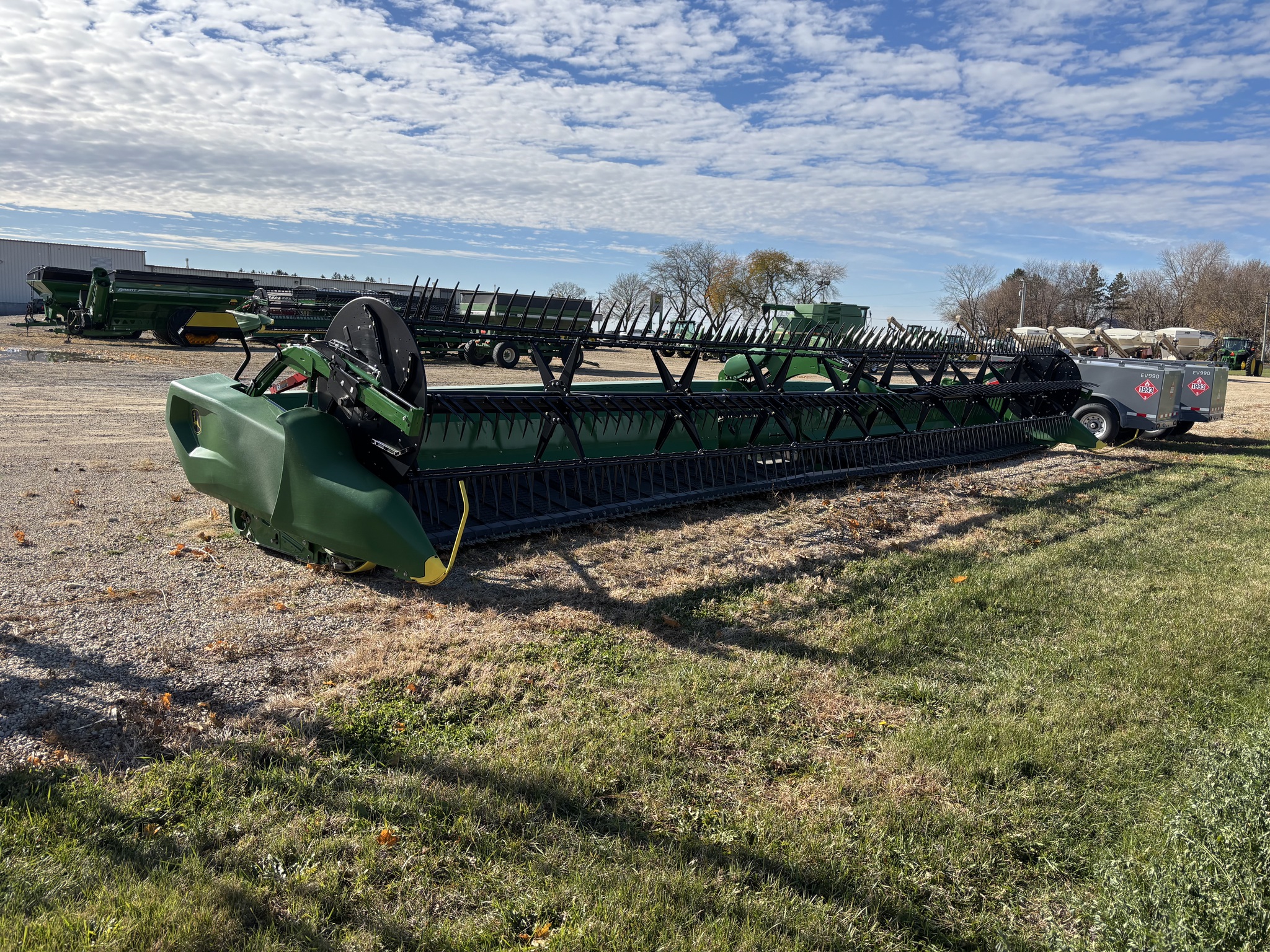  2023 John Deere RD40F at Heritage Tractor in Mendota, IL