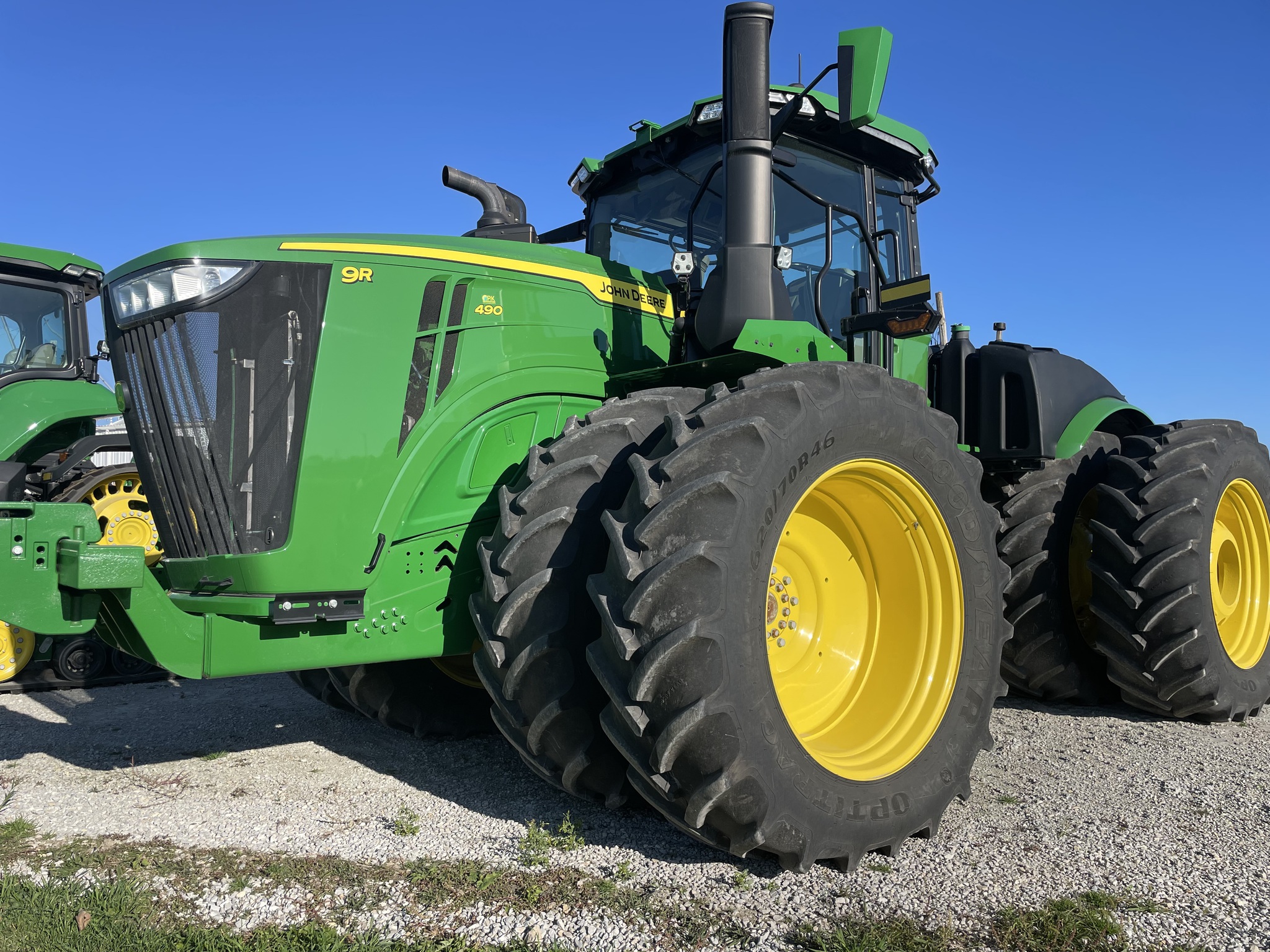 2022 John Deere 9R 490 Image 1