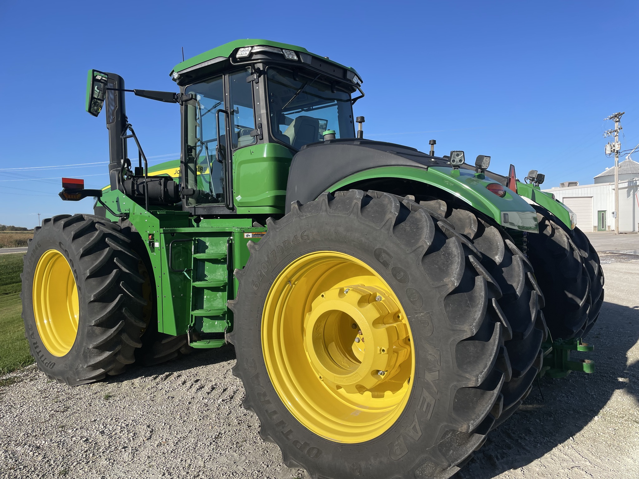 2022 John Deere 9R 490 Image 4