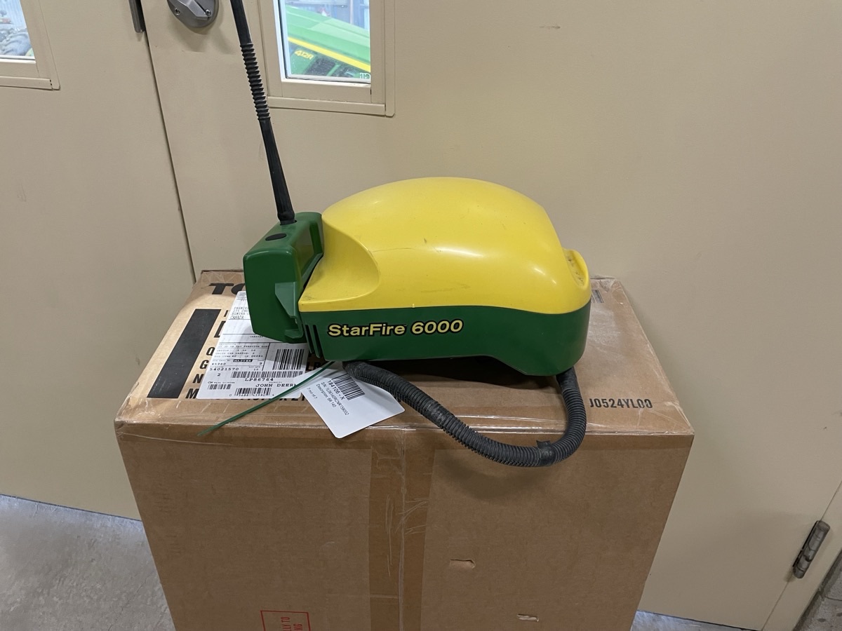 2022 John Deere 6R 140 Image 6