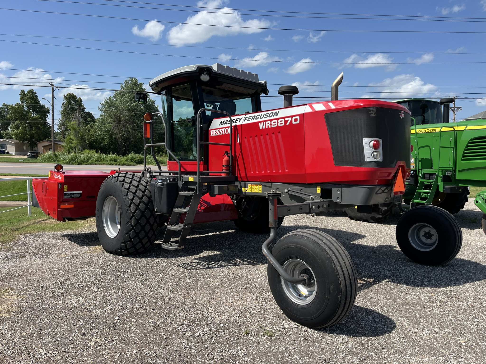 2017 Massey Ferguson WR9870 Image 2