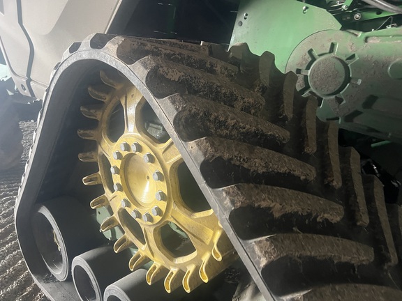 Photo of 2025 John Deere X9 1000