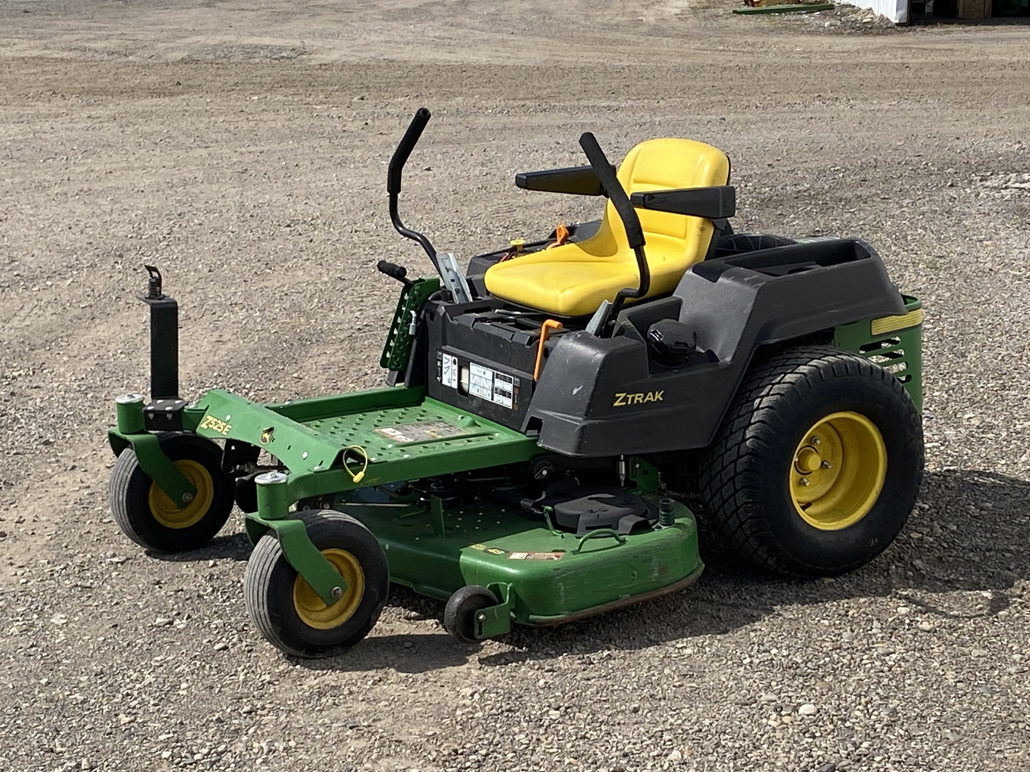 2018 John Deere Z525E Image 7