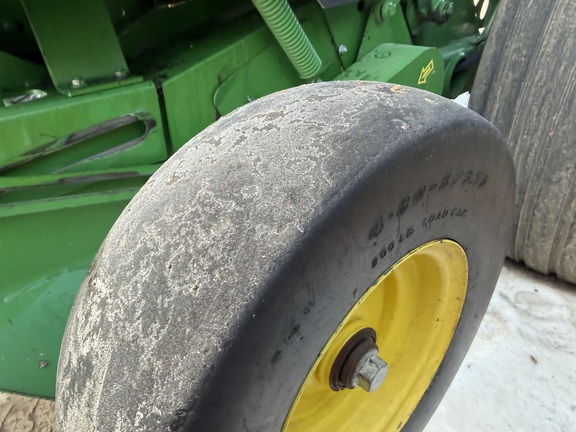 2020 John Deere 560M - Photo9