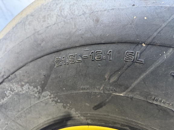 2020 John Deere 560M - Photo11