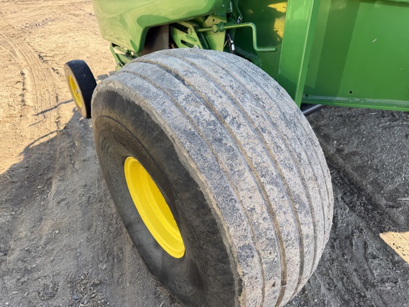 2020 John Deere 560M - Photo14