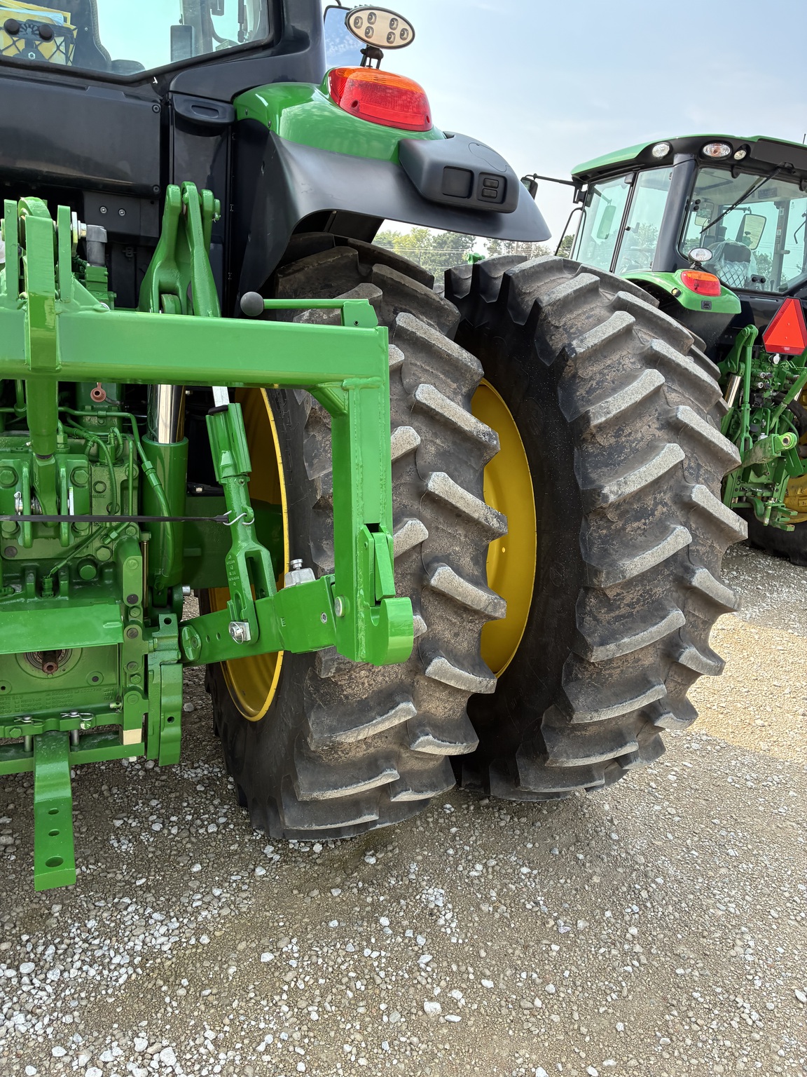 2023 John Deere 6175M Image 8